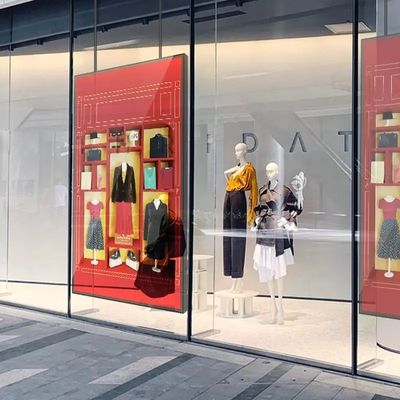 55 cali 16:9 Wysokiej jasności odtwarzacz wideo Reklama Ekran LCD Do okna sklepu