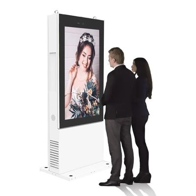 Wodaodporne cyfrowe ekrany reklamowe zewnętrzne wyświetlają podwójny ekran wysokiej jasności